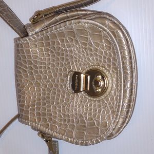 ❤️Liz Claiborne 🩷Gold Mini Xbody Bag Vintage